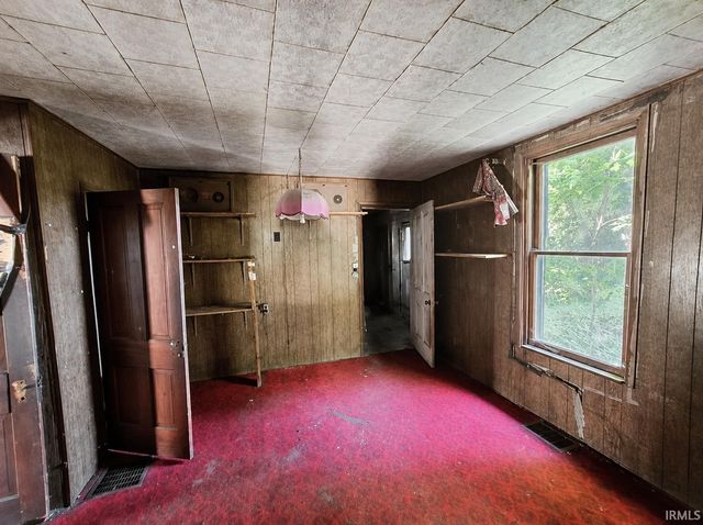 108 E Warrick Street, Owensville, IN 47665