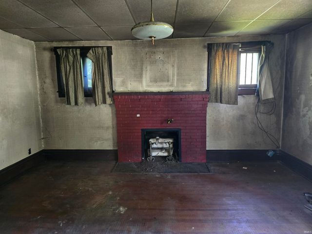 108 E Warrick Street, Owensville, IN 47665