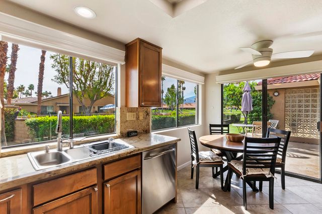 6 Maximo Way, Palm Desert, CA 92260