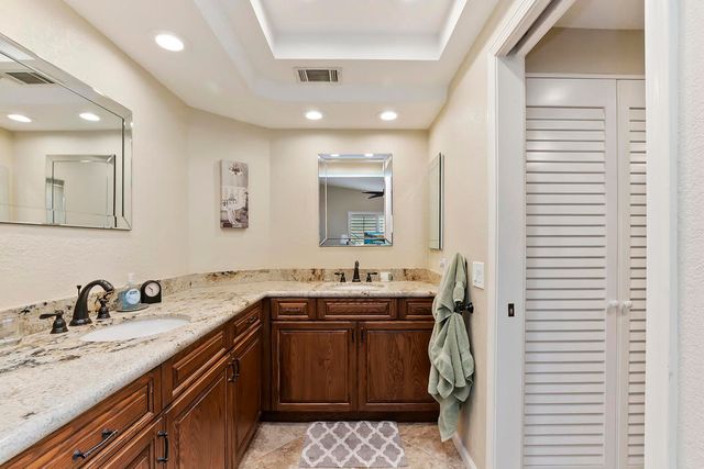 6 Maximo Way, Palm Desert, CA 92260