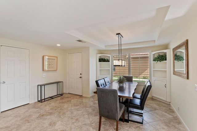 6 Maximo Way, Palm Desert, CA 92260