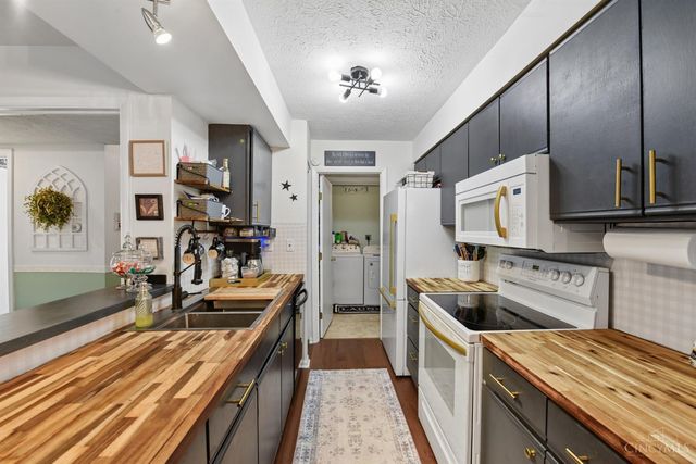 5986 Meadow Creek Drive, Milford, OH 45150