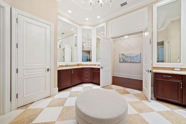 7770 Old Marsh Road, Palm Beach Gardens, FL 33418