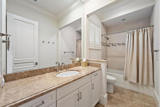 7770 Old Marsh Road, Palm Beach Gardens, FL 33418