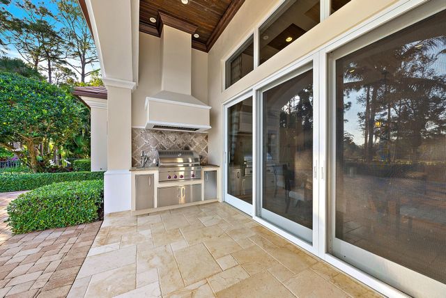 7770 Old Marsh Road, Palm Beach Gardens, FL 33418