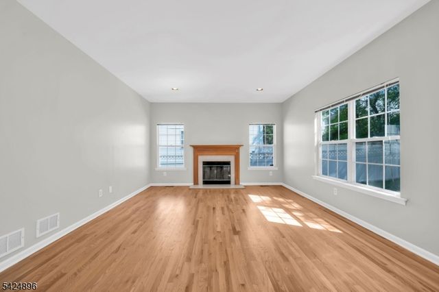 30 Purcell Rd, Bridgewater Twp., NJ 08807