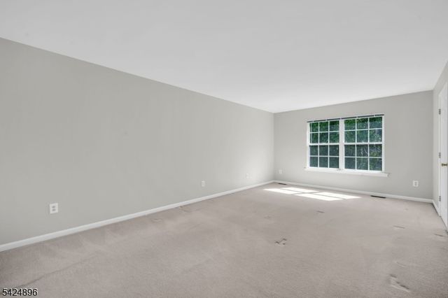30 Purcell Rd, Bridgewater Twp., NJ 08807