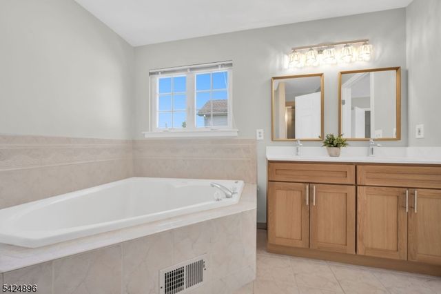 30 Purcell Rd, Bridgewater Twp., NJ 08807