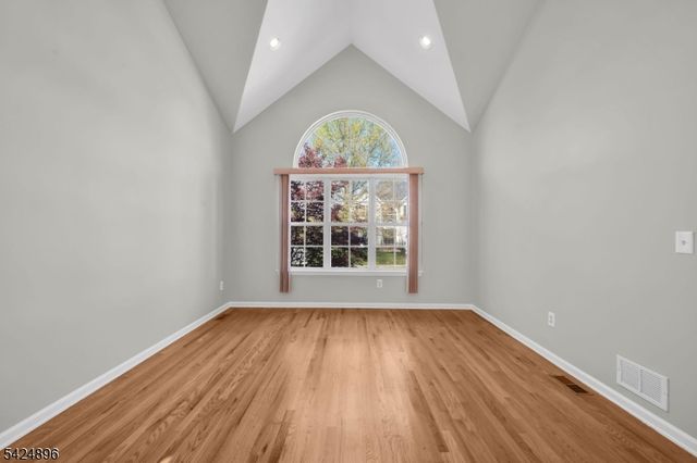 30 Purcell Rd, Bridgewater Twp., NJ 08807