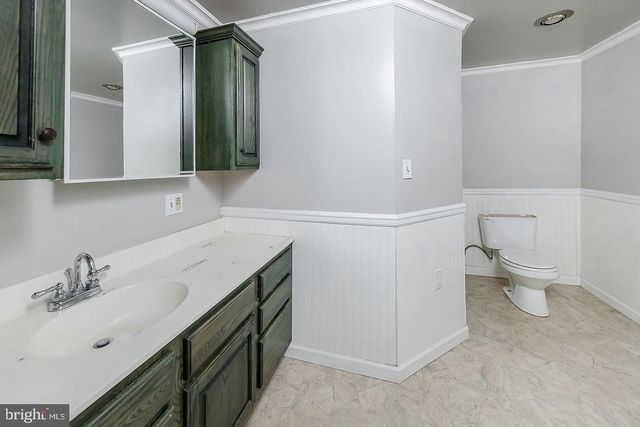 218 KINGSTON AVE, Barrington, NJ 08007