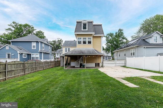 218 KINGSTON AVE, Barrington, NJ 08007