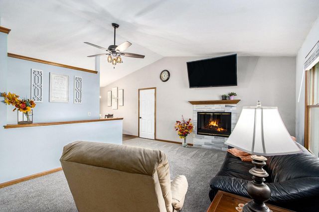 3007 Hickory Nut Lane, Kalamazoo, MI 49004