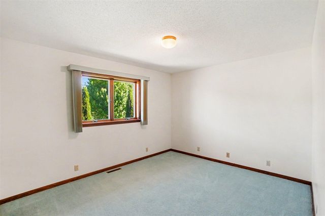 2861 W Polk Road, Hart, MI 49420