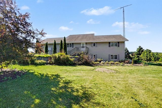 2861 W Polk Road, Hart, MI 49420
