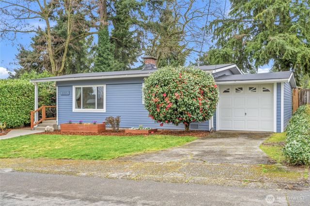 2300 NE 8th Place, Renton, WA 98056
