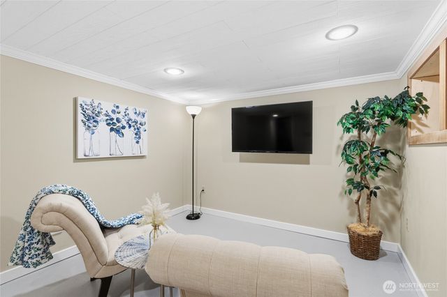 2300 NE 8th Place, Renton, WA 98056