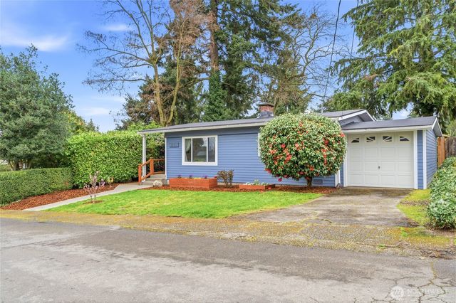 2300 NE 8th Place, Renton, WA 98056