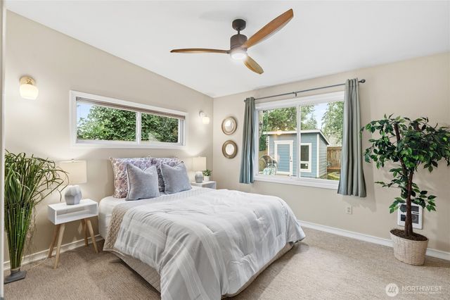 2300 NE 8th Place, Renton, WA 98056