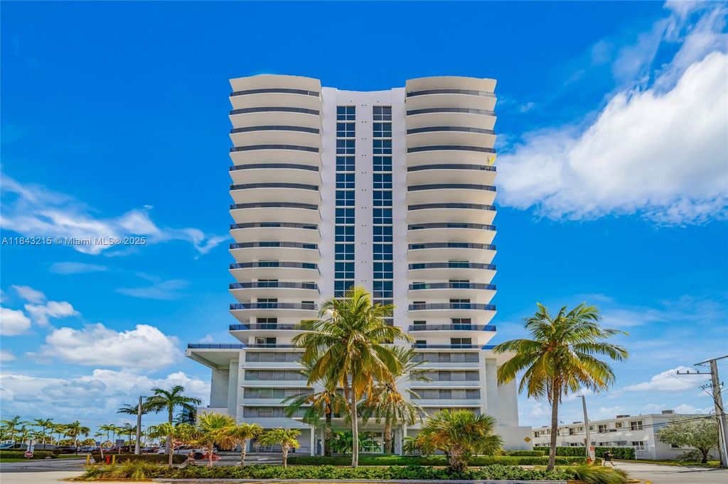 7901 Hispanola Ave 1609, North Bay Village, FL 33141