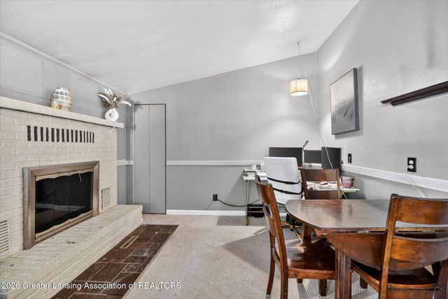 410 Schoolcraft Street, Grand Ledge, MI 48837