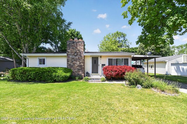 410 Schoolcraft Street, Grand Ledge, MI 48837