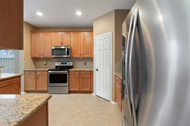 31611 Summit Springs Lane, Spring, TX 77386