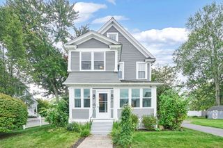 11 Park Pl, East Longmeadow, MA 01028