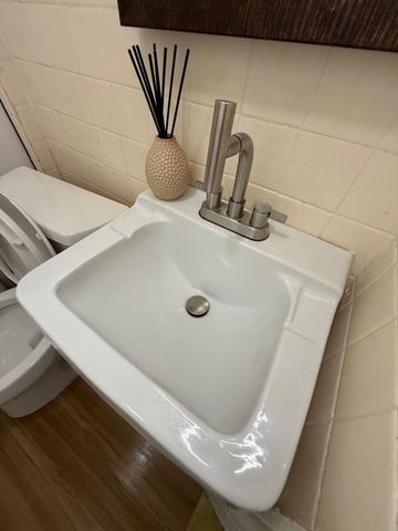 49A Plainfield Ave 1B, Shrewsbury, MA 01545