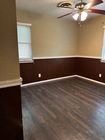 1804 England Road, Arlington, TX 76013