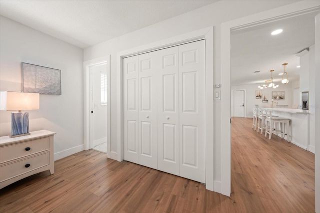 8879 111TH STREET, Seminole, FL 33772