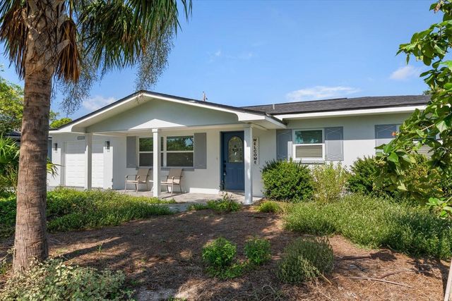 8879 111TH STREET, Seminole, FL 33772