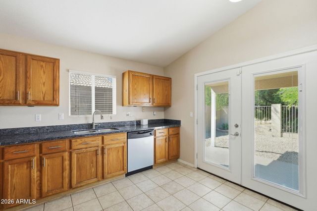 2074 S LAWTHER Drive, Apache Junction, AZ 85120