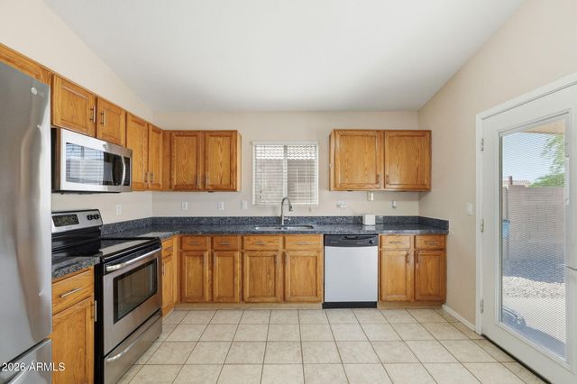 2074 S LAWTHER Drive, Apache Junction, AZ 85120