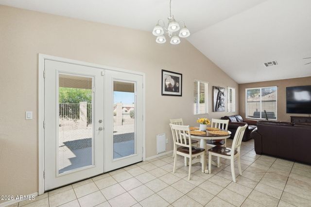 2074 S LAWTHER Drive, Apache Junction, AZ 85120