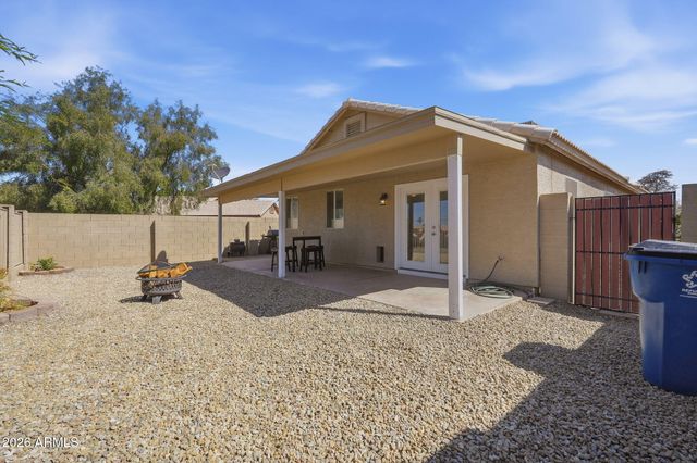 2074 S LAWTHER Drive, Apache Junction, AZ 85120