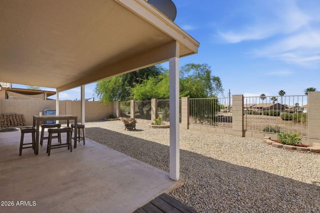 2074 S LAWTHER Drive, Apache Junction, AZ 85120
