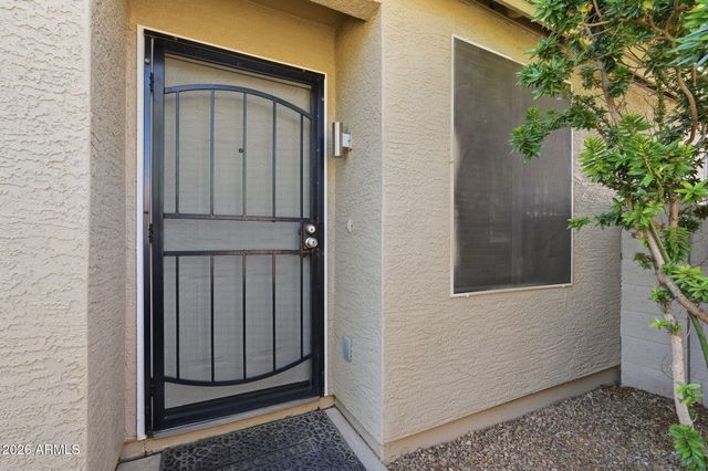 2074 S LAWTHER Drive, Apache Junction, AZ 85120