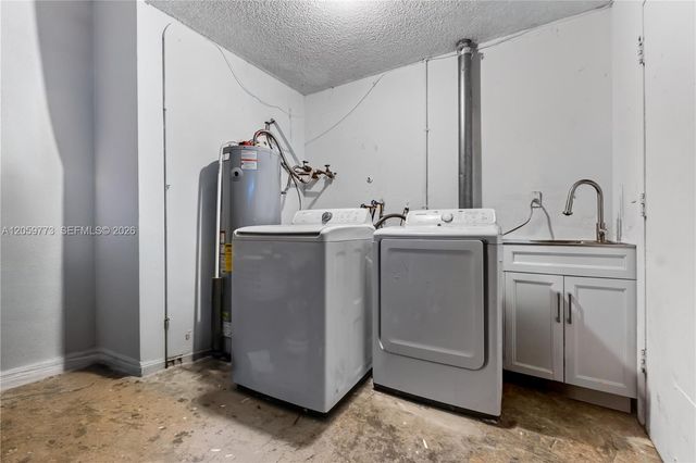 5511 BARNSTEAD CIR, Green Acres, FL 33463