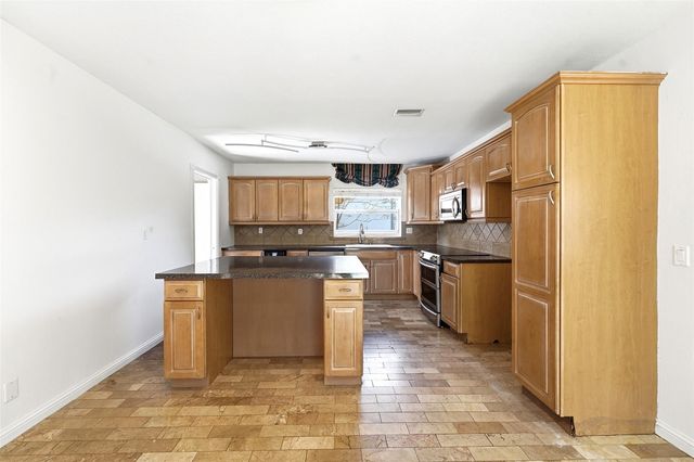 11451 NW 30th Street, Coral Springs, FL 33065