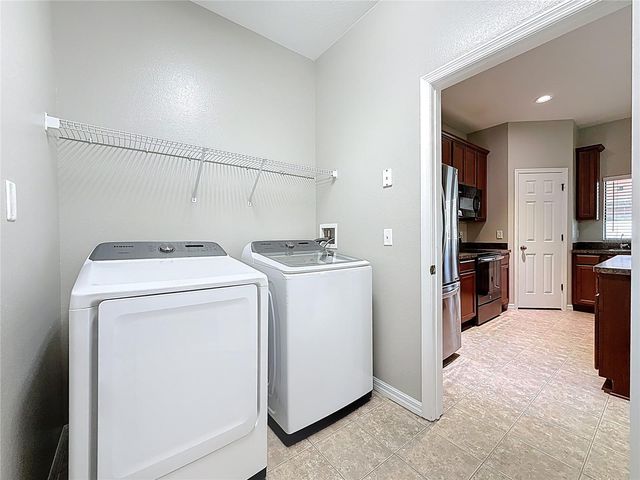 313 OAK LANDING DRIVE, Mulberry, FL 33860