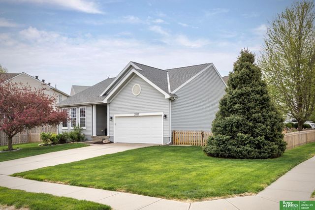 20035 Glenmore Drive, Gretna, NE 68028