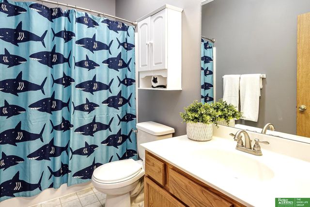 20035 Glenmore Drive, Gretna, NE 68028