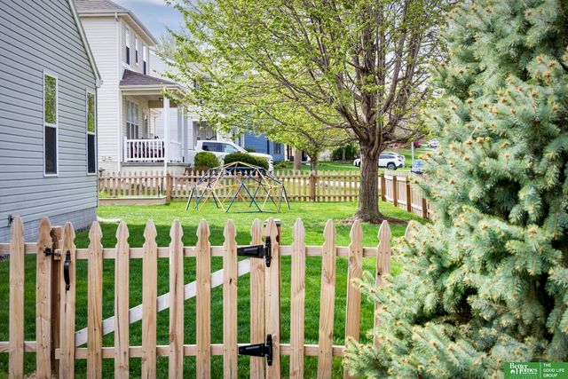 20035 Glenmore Drive, Gretna, NE 68028
