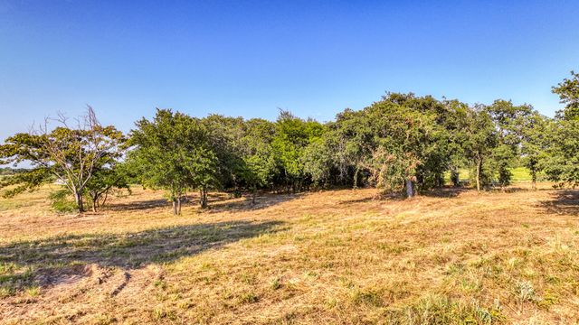 Lot 39 Three Quarter Loop, Poolville, TX 76487