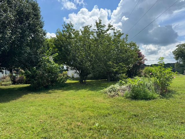 25 Burd Road, Russell Springs, KY 42642