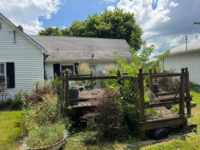 25 Burd Road, Russell Springs, KY 42642