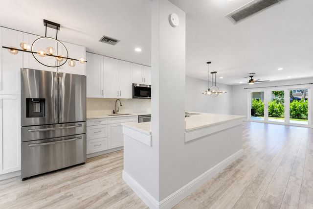 13788 Via Flora B, Delray Beach, FL 33484