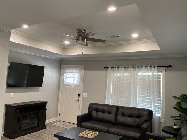 1221 Highland Avenue, Springdale, AR 72764