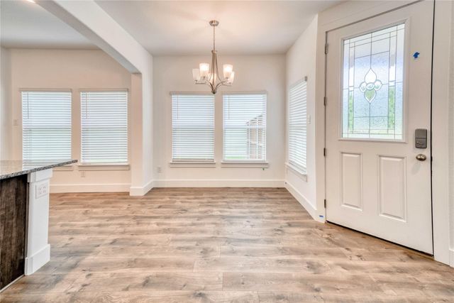 1405 Avocado Lane, Gainesville, TX 76240