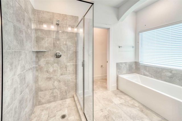 1405 Avocado Lane, Gainesville, TX 76240